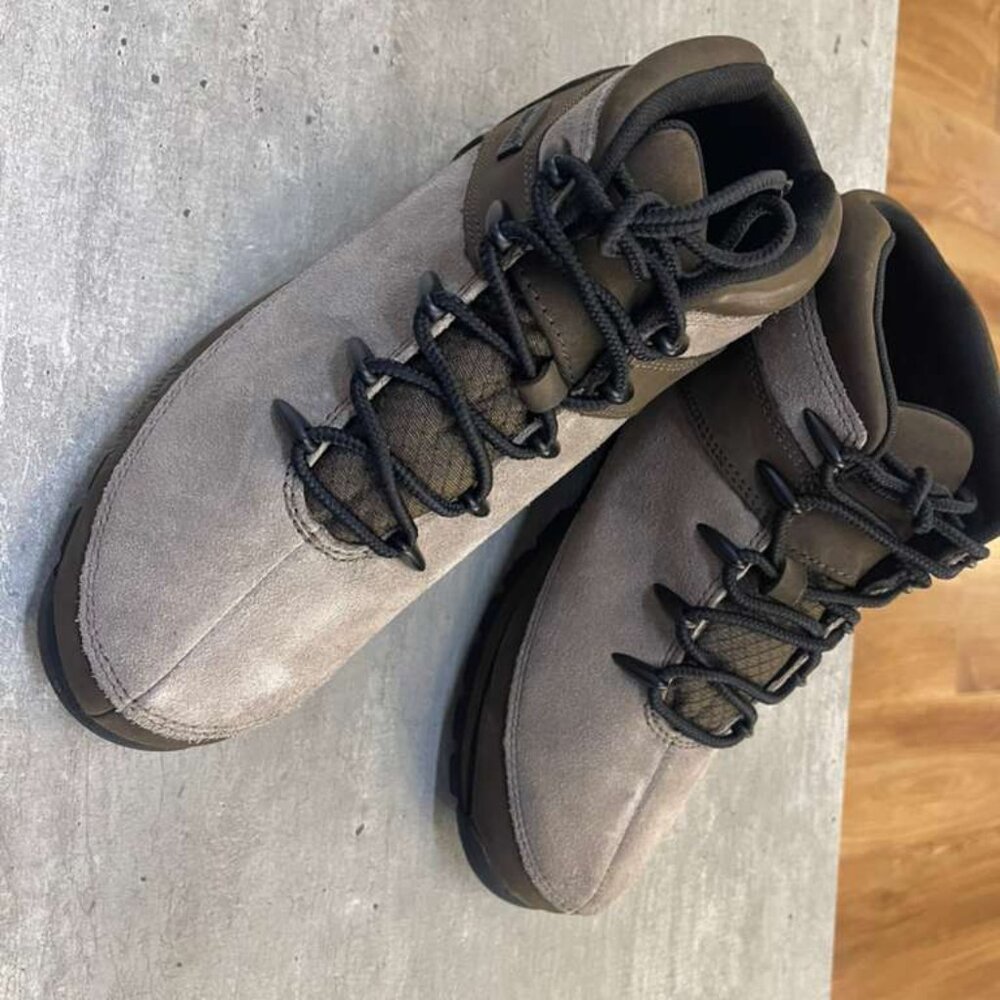 Timberland Men's Euro Sprint Mid Lace Boot Md Grey Nubuck W Dk A2K84-A4P